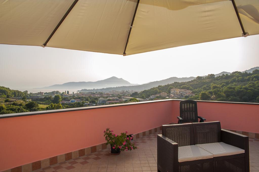 Residence Gli Ulivi Di Eolo Sapri Bagian luar foto